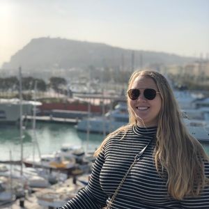 Meet your Posher, Renae